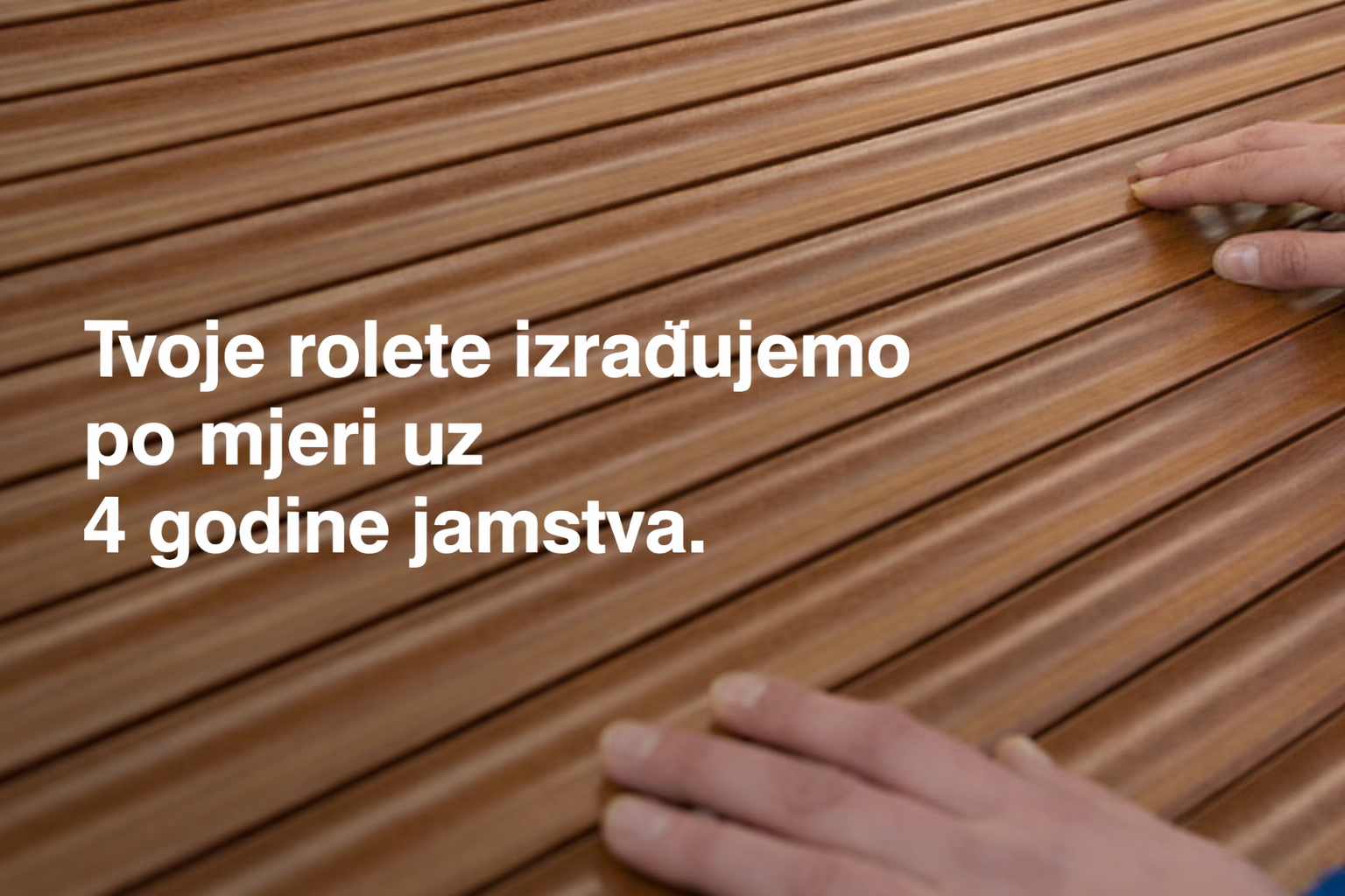 Roleta po mjeri u drvenom dekoru – izrađujemo je po mjeri uz 4 godine jamstva